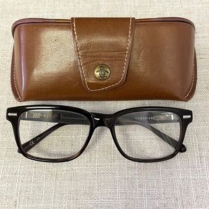 Penguin “The Vern” glasses in tortoise with hard case